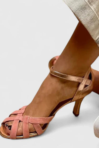 Danariah Signature Comfort Pumps