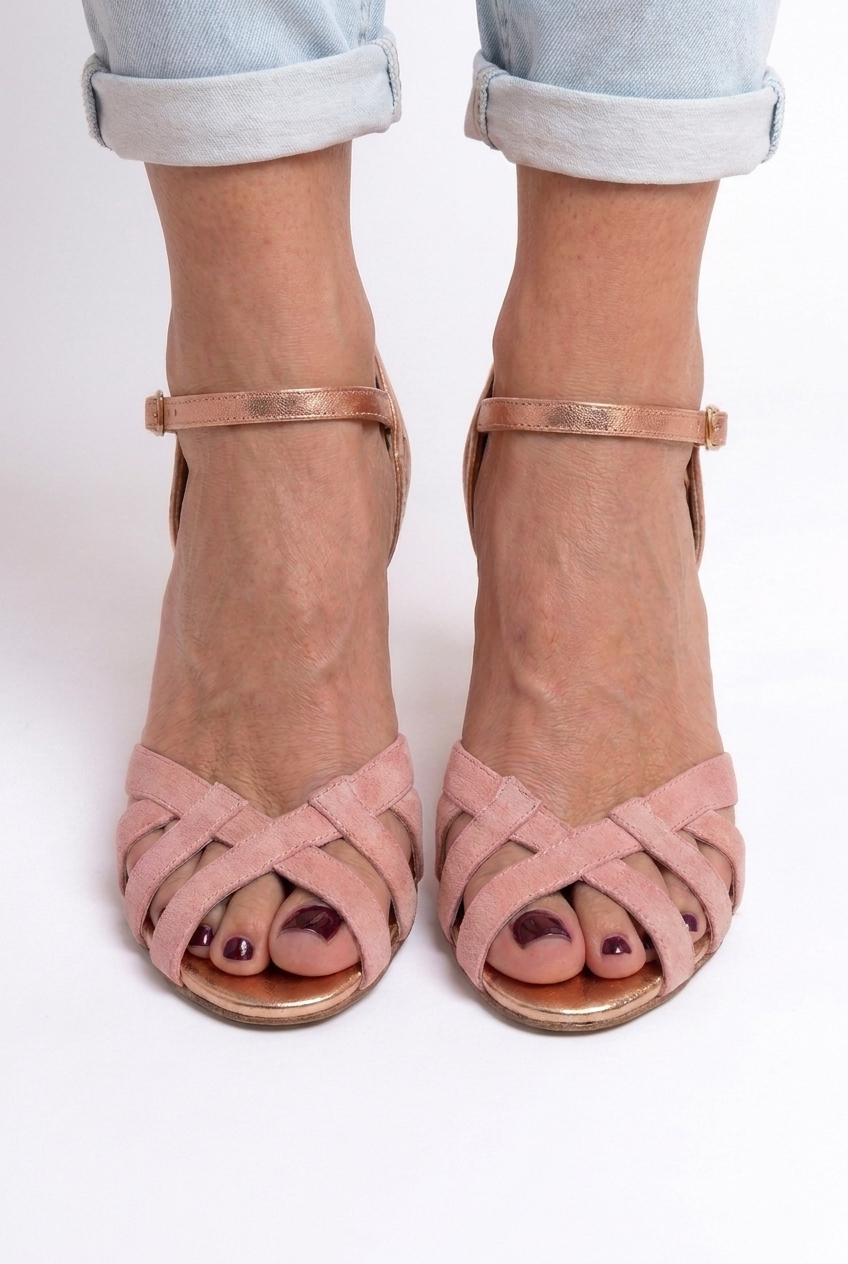 Danariah Signature Comfort Pumps
